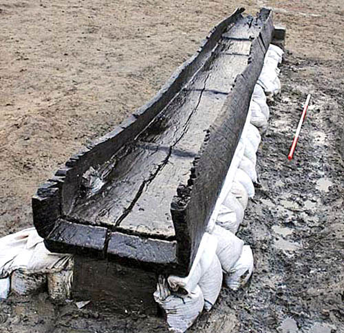 Picture 1 of Found ancient boats 3500 years in England