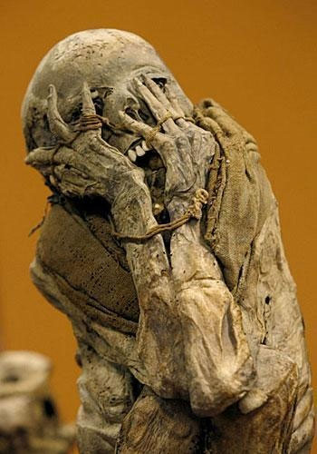 Picture 2 of Found many strange mummies