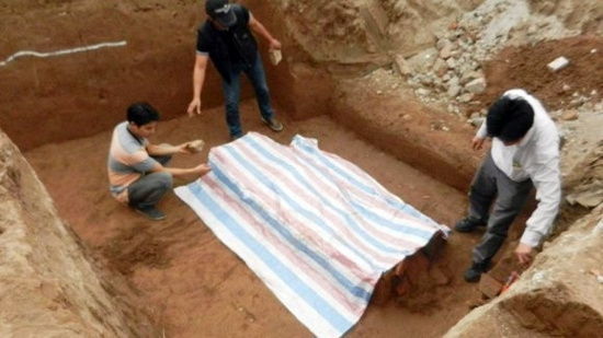 Picture 1 of Found the ancient tomb at the intersection of Dao Tan - Buoi