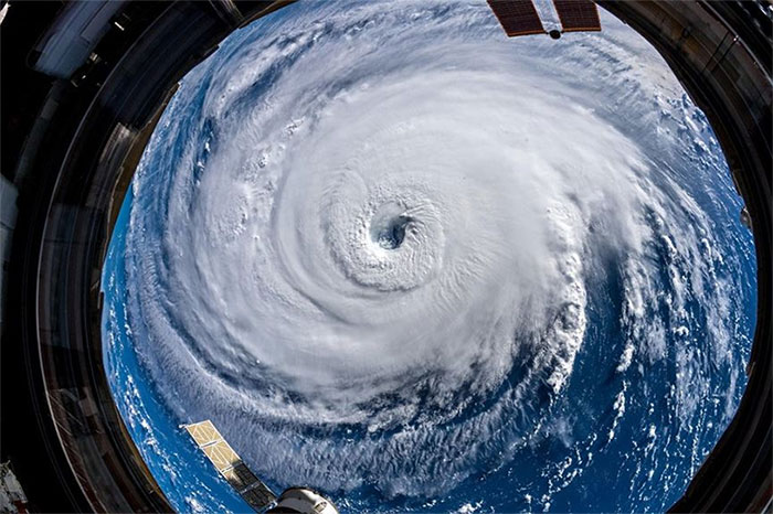 Picture 1 of From the space station, astronauts still shudder because of Florence Florence