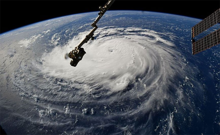 Picture 7 of From the space station, astronauts still shudder because of Florence Florence