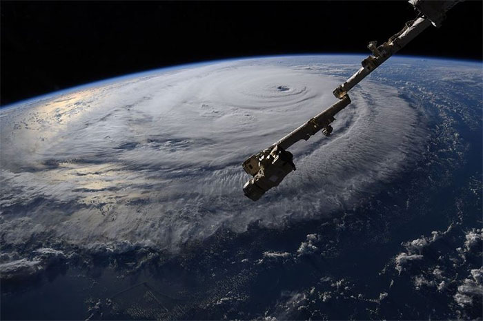 Picture 8 of From the space station, astronauts still shudder because of Florence Florence