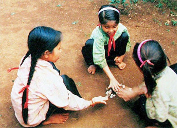 Picture 4 of Games of Vietnamese children in the past