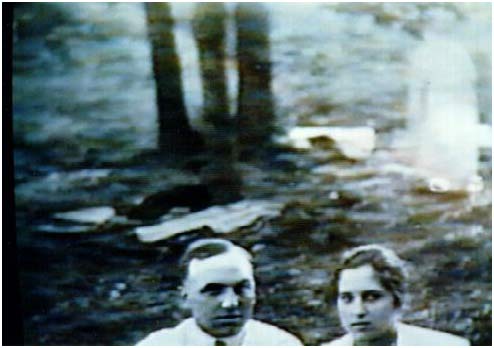 Ghost images of the world famous images 3