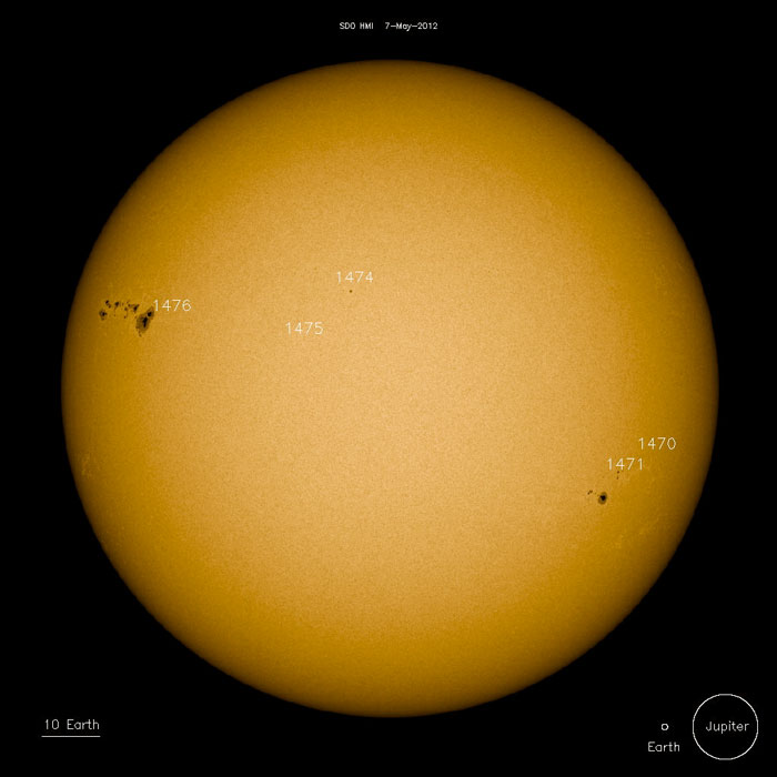 Picture 1 of Giant black spots appeared on the sun