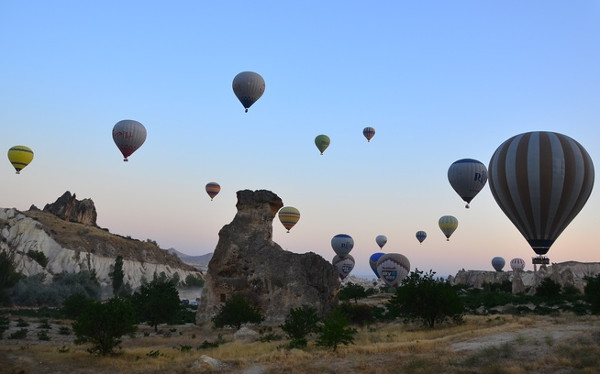 Picture 1 of Giant mushroom valley in Turkey