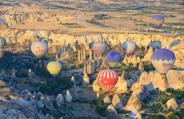 Picture 2 of Giant mushroom valley in Turkey