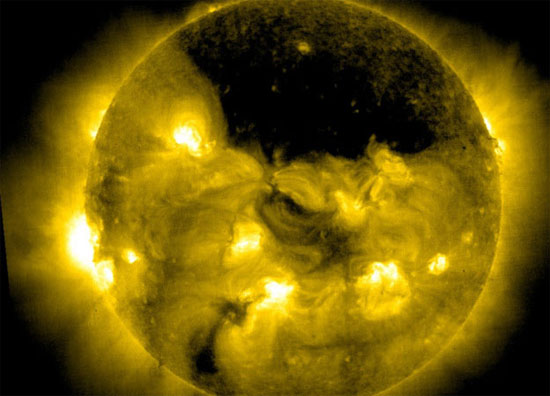 Picture 1 of Giant pit on the sun