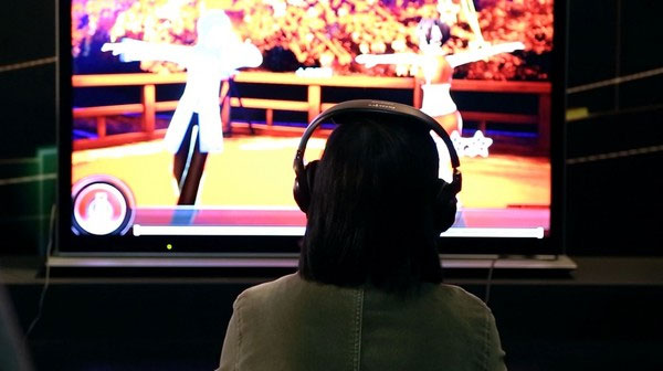 Picture 3 of Girls outperform boys when programming games