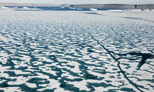 Picture 10 of Glaciers 'cry'