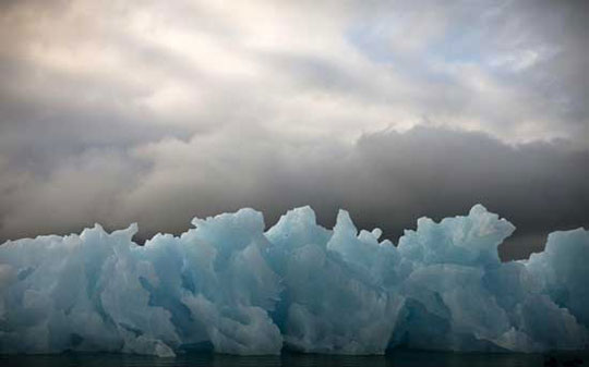 Picture 14 of Glaciers 'cry'