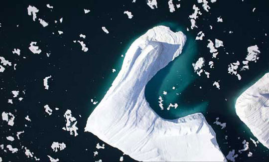 Picture 9 of Glaciers 'cry'