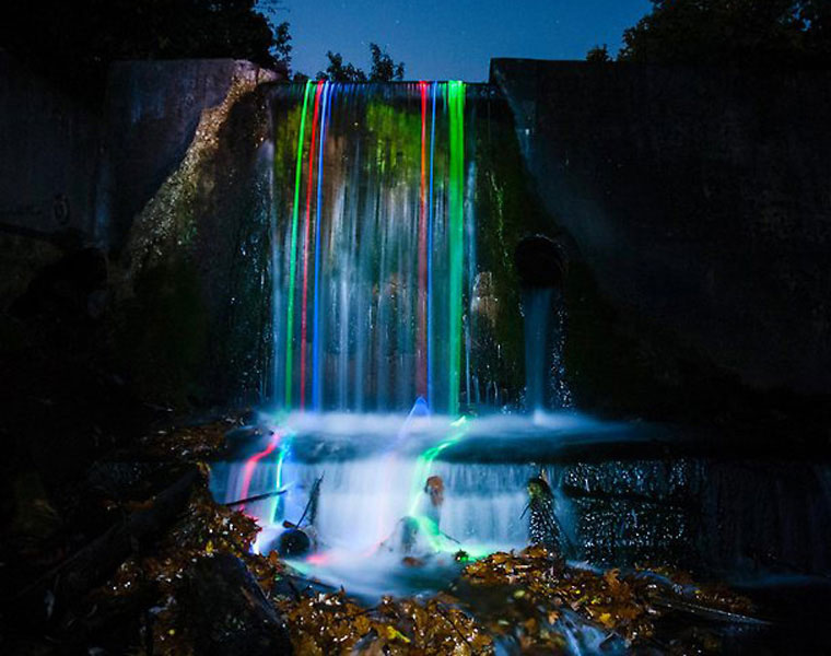 Picture 2 of Glowing waterfall like a unique rainbow, hard to believe