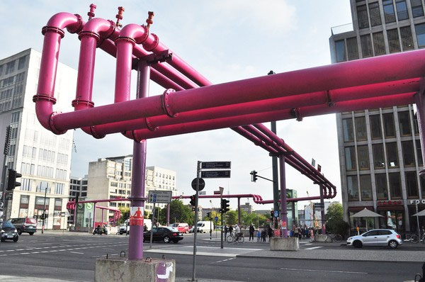 Picture 1 of Go find the monstrous icon of world famous cities