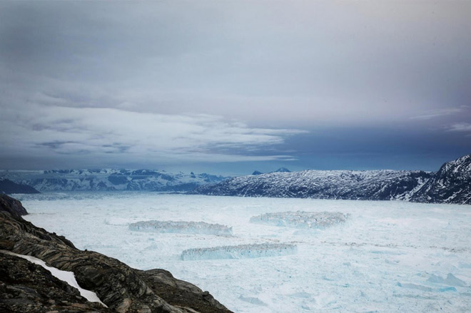 Picture 8 of Greenland Glacier shattered, a clear sign of climate change