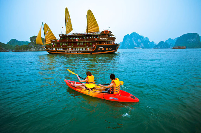 Picture 7 of Ha Long Bay - Land wonders set in the sky