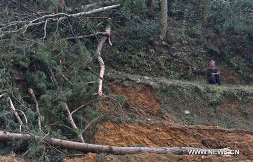 Picture 6 of Hail caused 12 people to die in China
