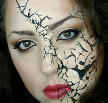 Picture 1 of Halloween makeup products can cause cancer