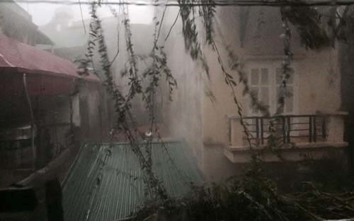 Picture 1 of Hanoi precludes thunderstorms, strong gusts of wind due to the impact of storm No. 1