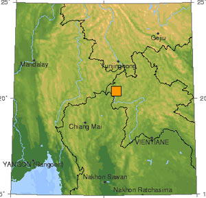 Picture 3 of Hanoi shakes because of the quake 4