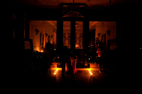 Picture 2 of Hanoi shimmering in Earth Hour