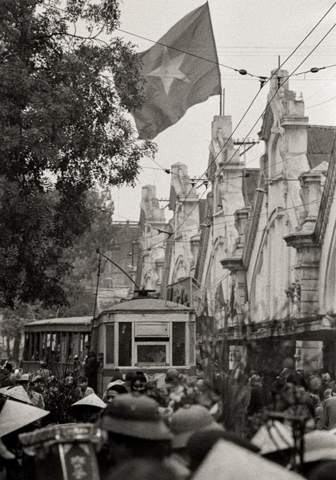 Picture 8 of Hanoi was subsidized by a photo of the British diplomat