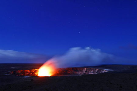 Picture 4 of Hawaii: A series of 'lava' hot lava flows into the ocean