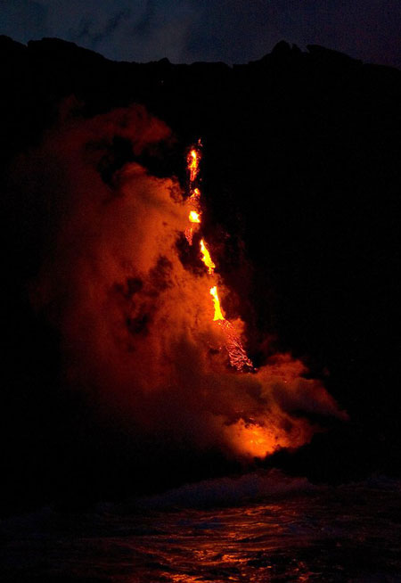 Picture 9 of Hawaii: A series of 'lava' hot lava flows into the ocean