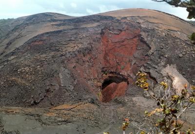 Picture 1 of Hawaii volcanic lava carries information about the process of planet formation