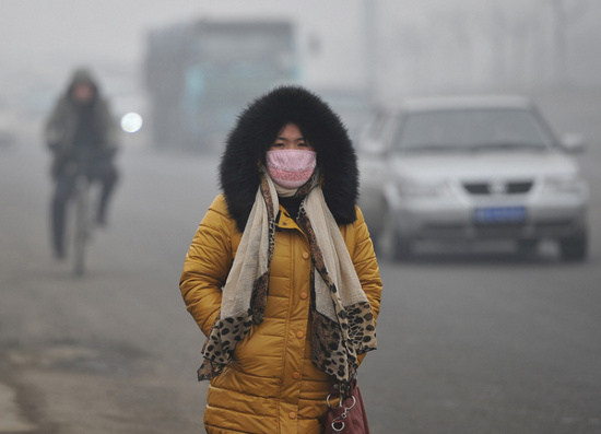 Picture 1 of Haze surrounds Chinese cities