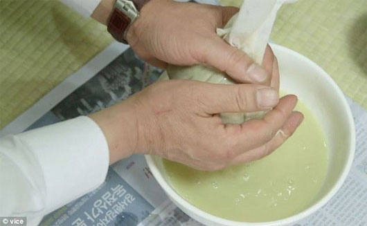 Picture 4 of Healing ability of feces and urine