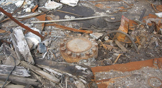 Picture 2 of Hear sound underground from deep hole Kola