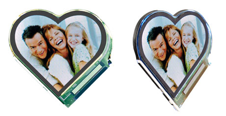 Picture 1 of Heart-shaped LCD monitor