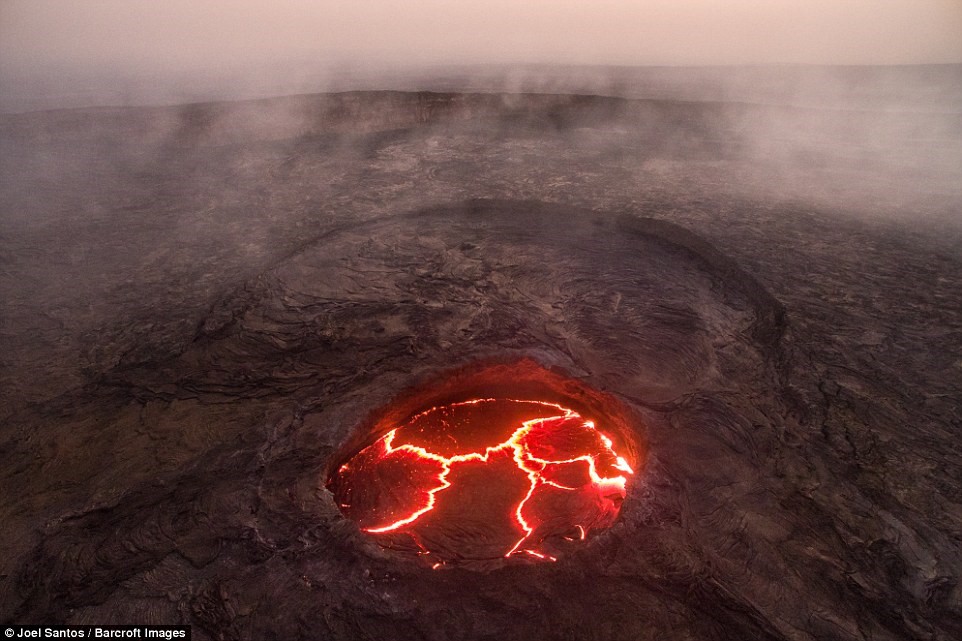 Picture 12 of Hell Gate - lake lava burning for hundreds of years