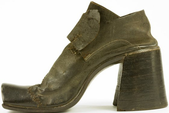 Picture 2 of High heels for men