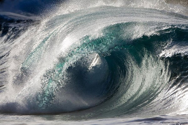 Picture 7 of High-speed photography captures the moment 'blink of an eye is disappearing'