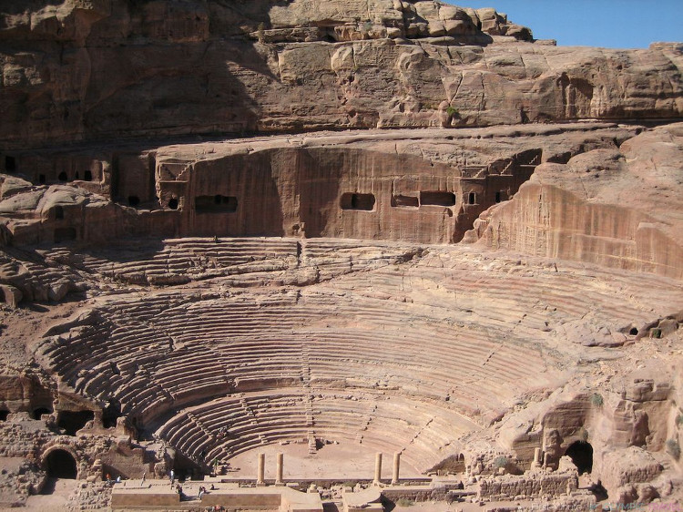Picture 2 of Highway replica hanging garden Babylon nearly intact after 2000 years