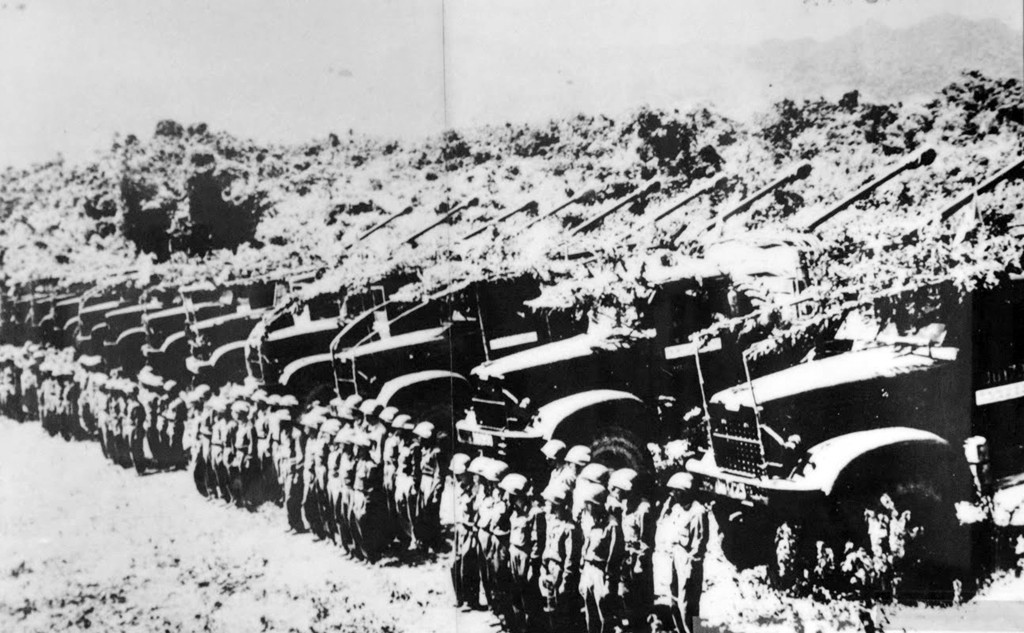 Picture 2 of Historical images on April 30
