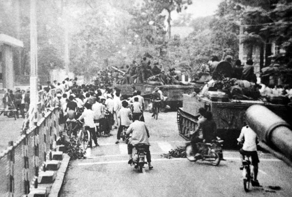 Picture 5 of Historical images on April 30