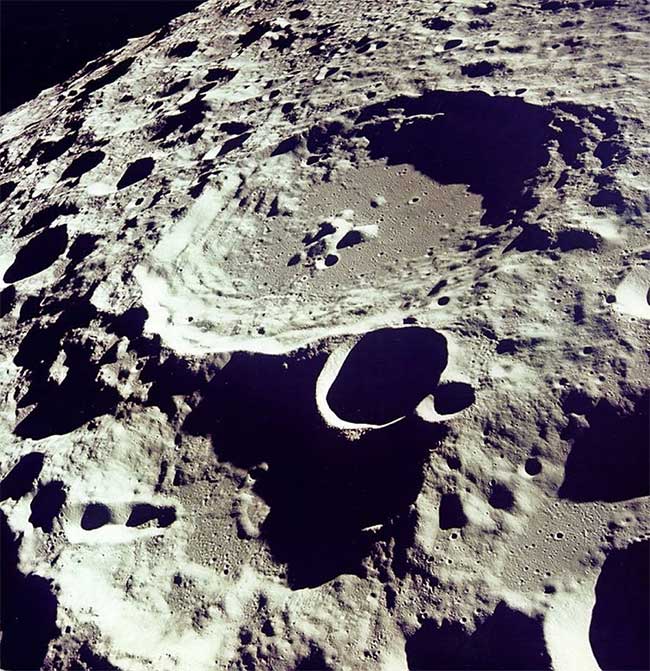 Picture 13 of Historical moments when people first set foot on the Moon