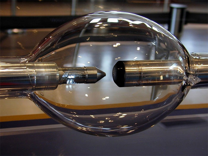 Picture 10 of History of artificial light sources: From fire to laser