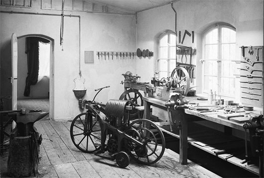Picture 5 of History of the first motorcycle