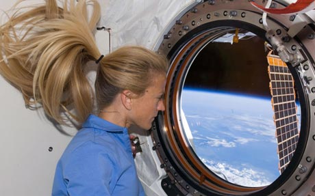 Picture 16 of History of the International Space Station through photos