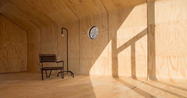 Picture 9 of House with cardboard paper: Built in 1 day, using 100 years to fail