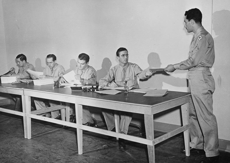 Picture 5 of How Americans send mail during World War II without the Internet