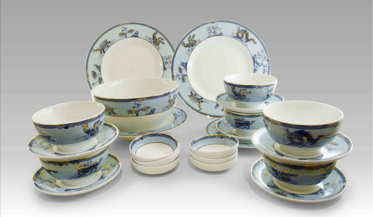 Picture 2 of How are ceramics and porcelain different?