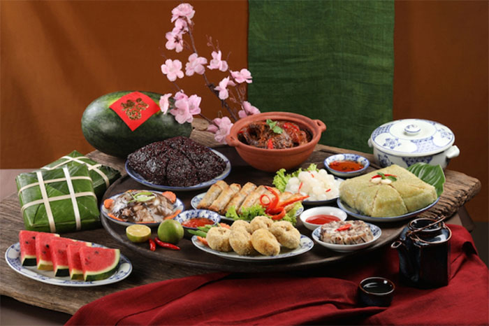 Picture 2 of How are dishes different from Tet in the three regions?
