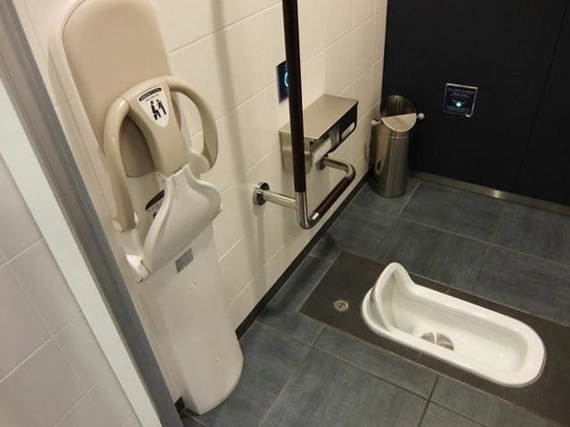 Picture 1 of How clean is the toilet in Japan?  It turns out this is just the culmination of Japanese technology