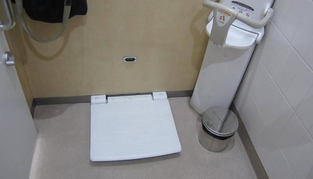 Picture 11 of How clean is the toilet in Japan?  It turns out this is just the culmination of Japanese technology