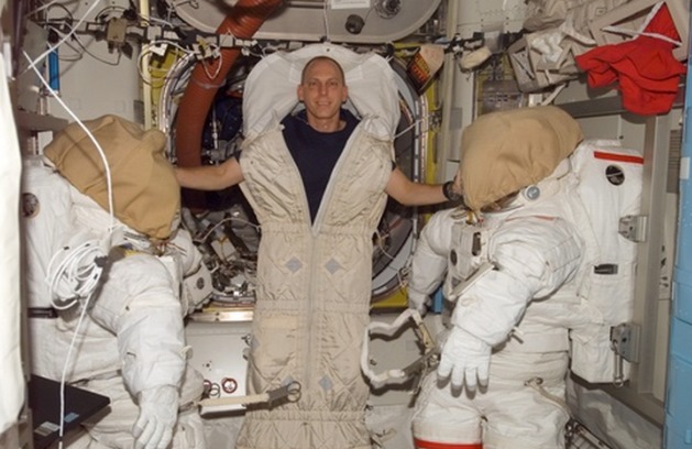 Picture 2 of How do astronauts sleep in space?